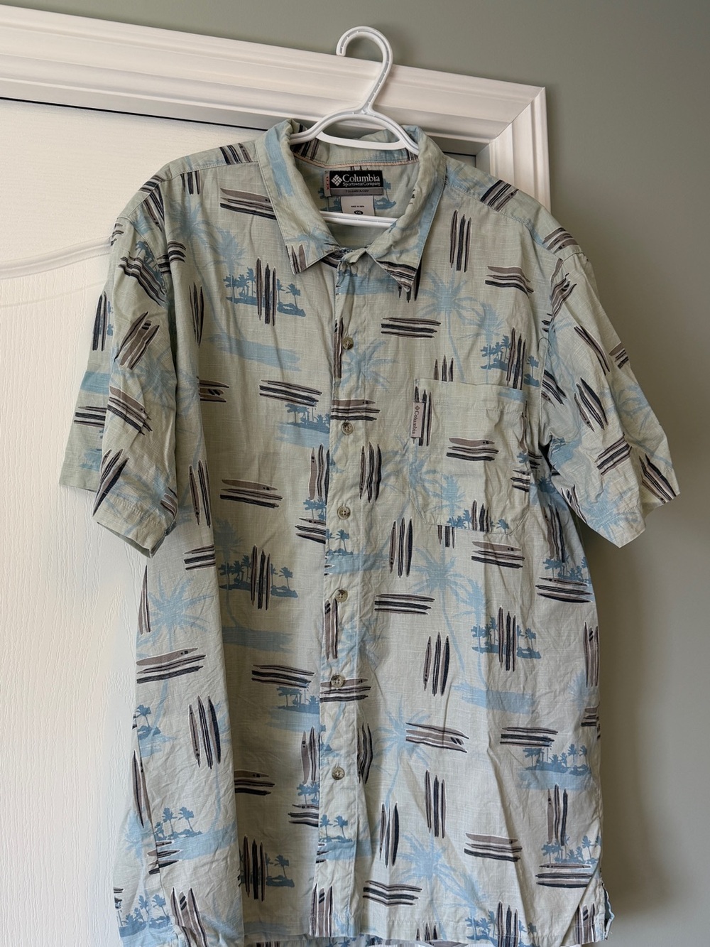 Columbia Light Blue and Greige Tropical Short-Sleeve Button-Up Shirt